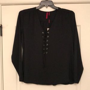 Love Scarlett top with lace up front